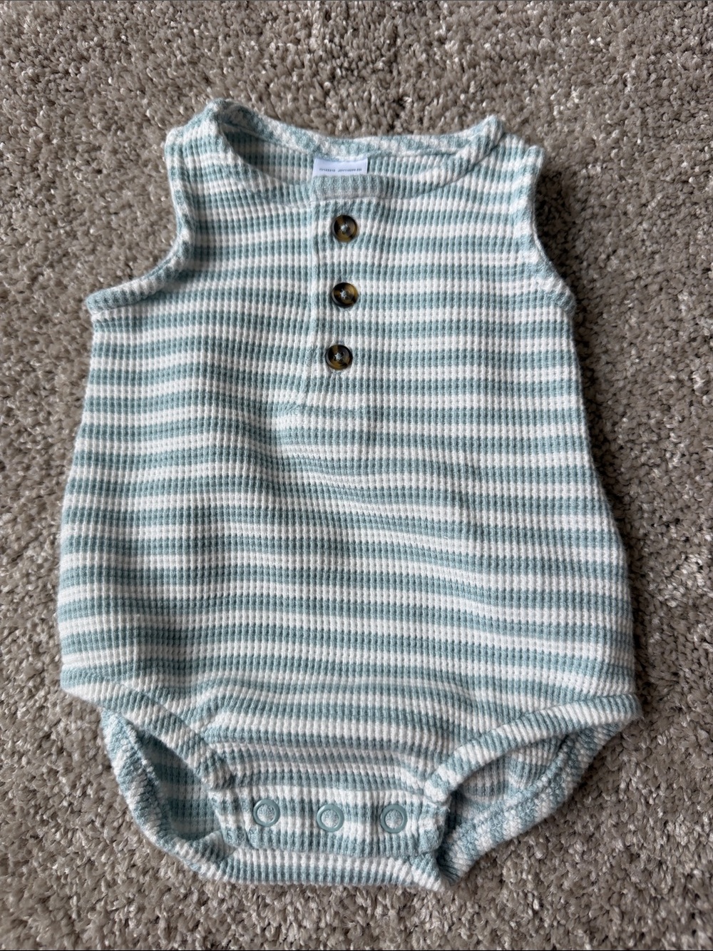 New Without Tags Carter’s Striped Knit Baby Romper in Blue & White